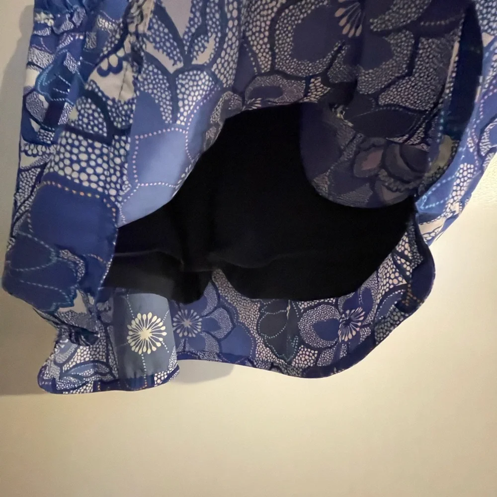 Talbots Navy and white Floral Skort - Picture 3 of 3